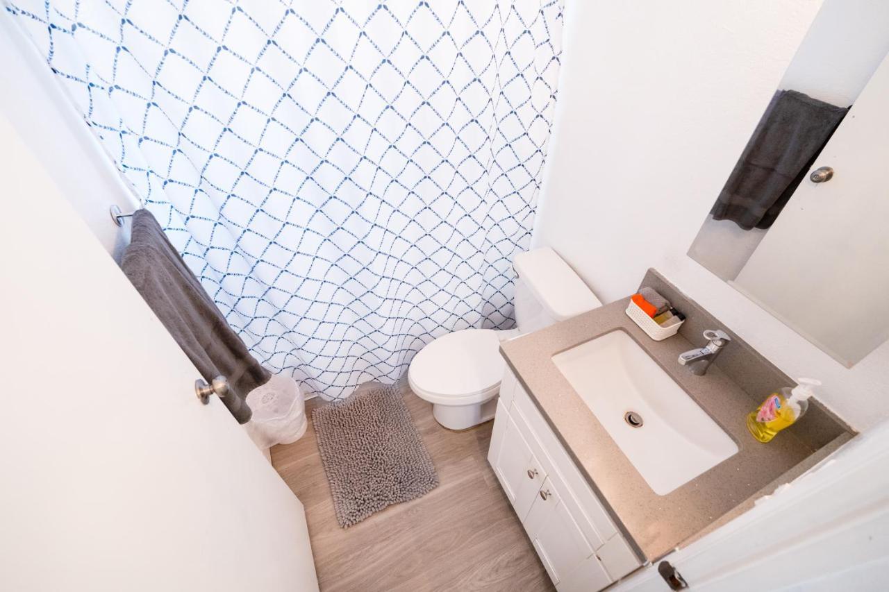 Hollywood/Koreatown 2 Bedroom With Parking لوس أنجلوس المظهر الخارجي الصورة